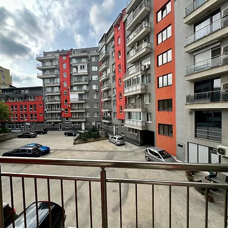 Апартамент Tvs Apartment-city Centre